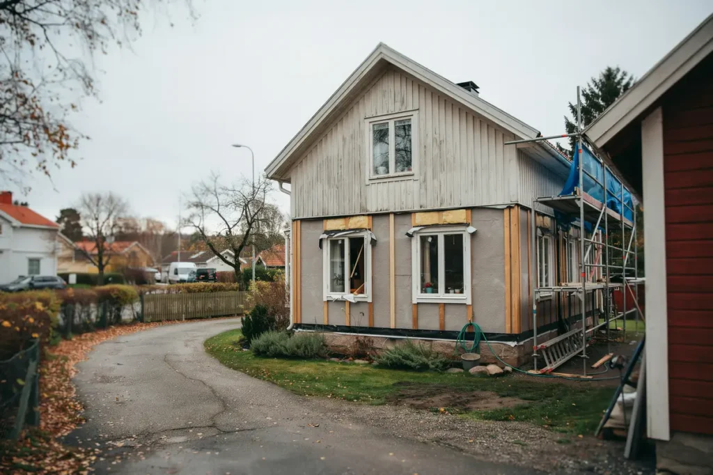 fasadrenovering p villa n r det r dags vad det kostar och hur du planerar r tt